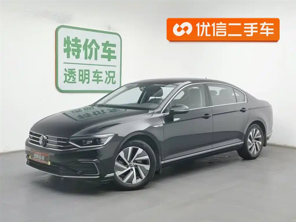 VOLKSWAGEN MAGOTAN GTE PLUG IN HYBRID