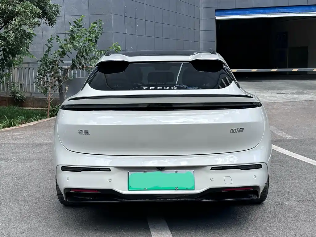Zeekr 007GT — миниатюра 19