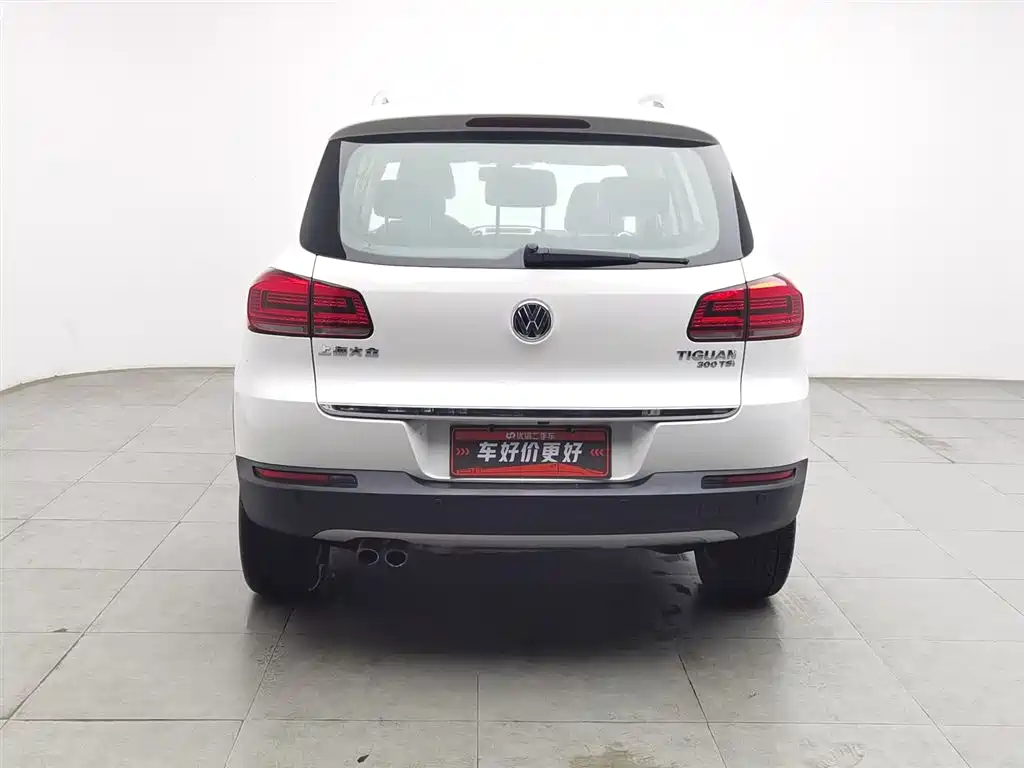 Volkswagen Tiguan 2016 300TSI AT Luxury