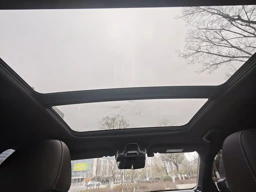 GEELY AUTOMOBILE XINGRUI