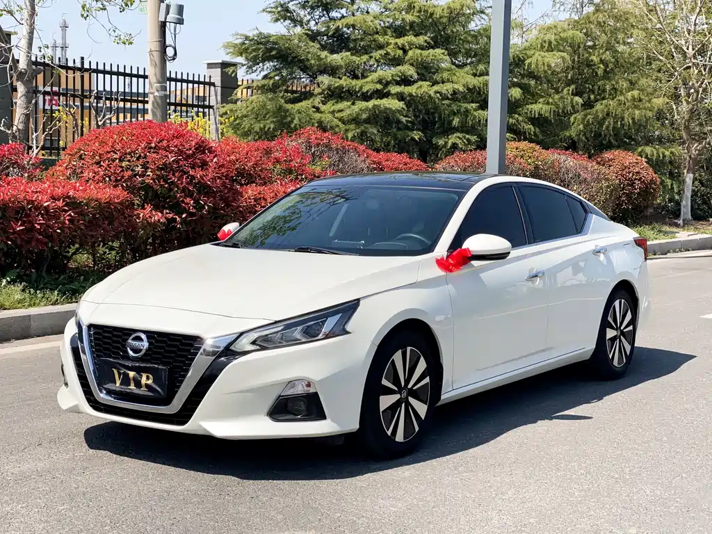 Nissan Teana 2022