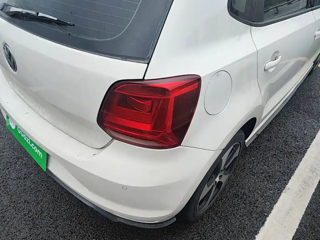 Volkswagen Polo — миниатюра 8