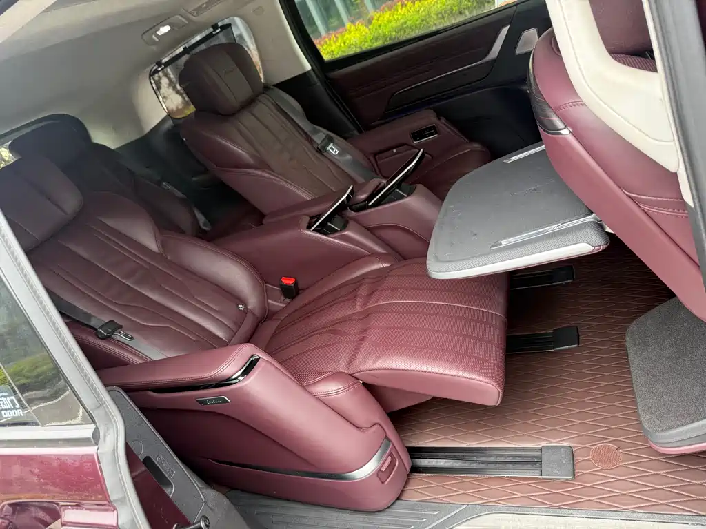 Buick Century 2023 2.0T мест