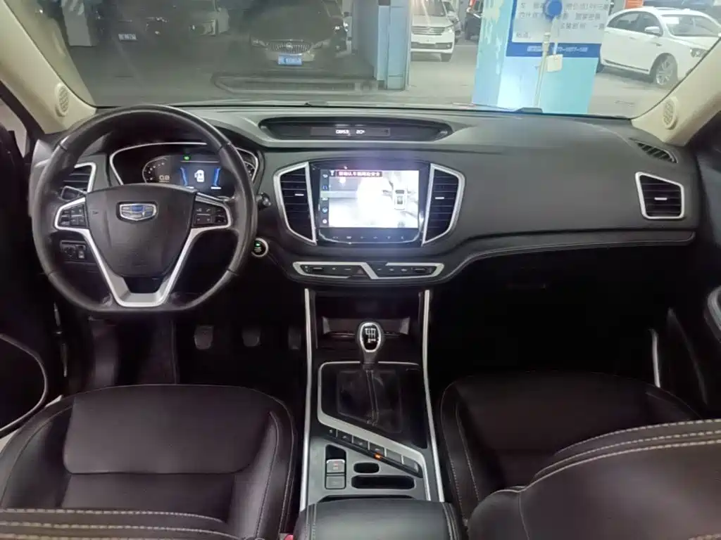 Geely Vision X6 — миниатюра 10