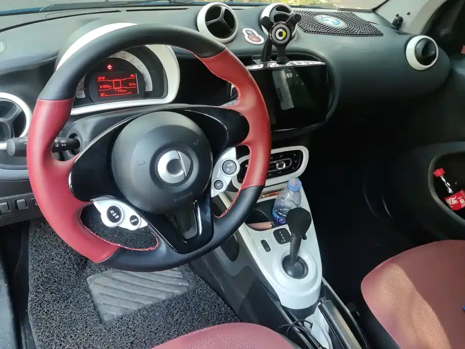 smart Smart Fortwo — миниатюра 12