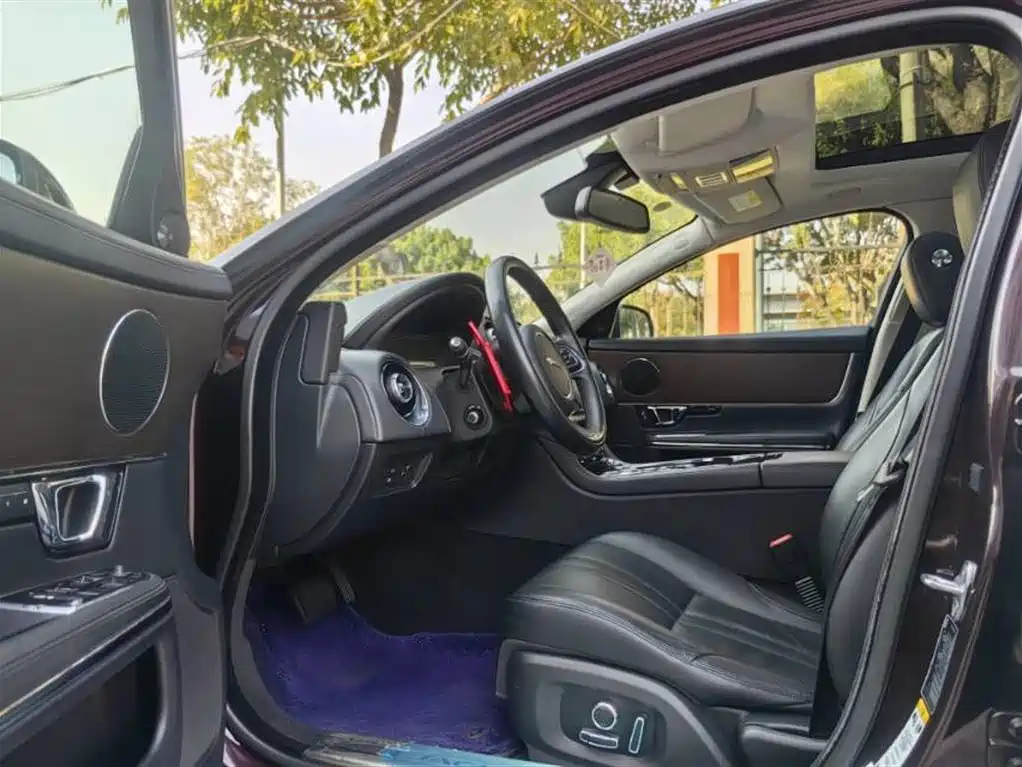 Jaguar XJ 2016 XJL 2.0T Elegant