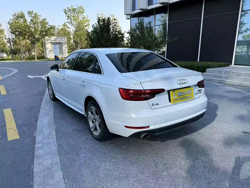 Audi A4L — миниатюра 7