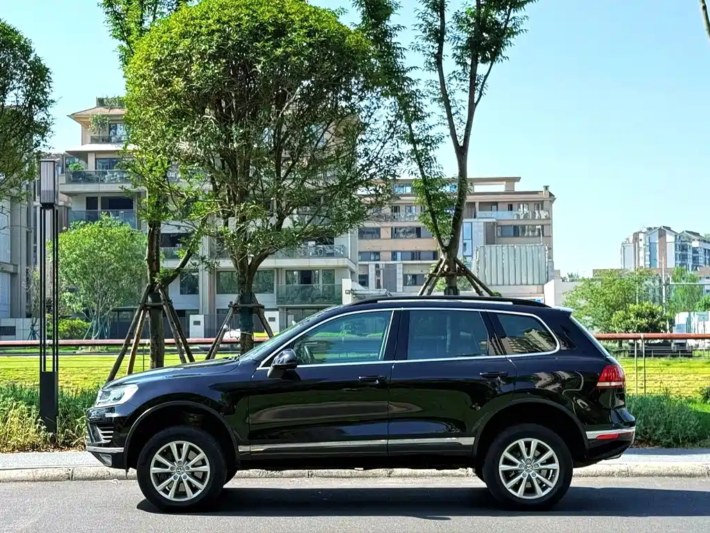 Volkswagen Touareg — миниатюра 9