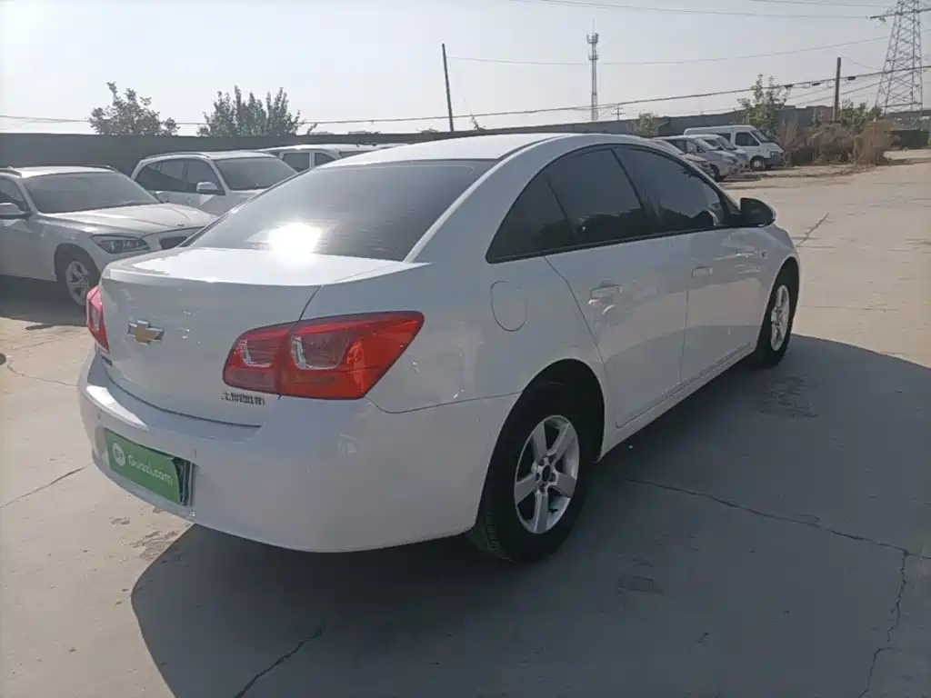 Chevrolet Cruze — миниатюра 7