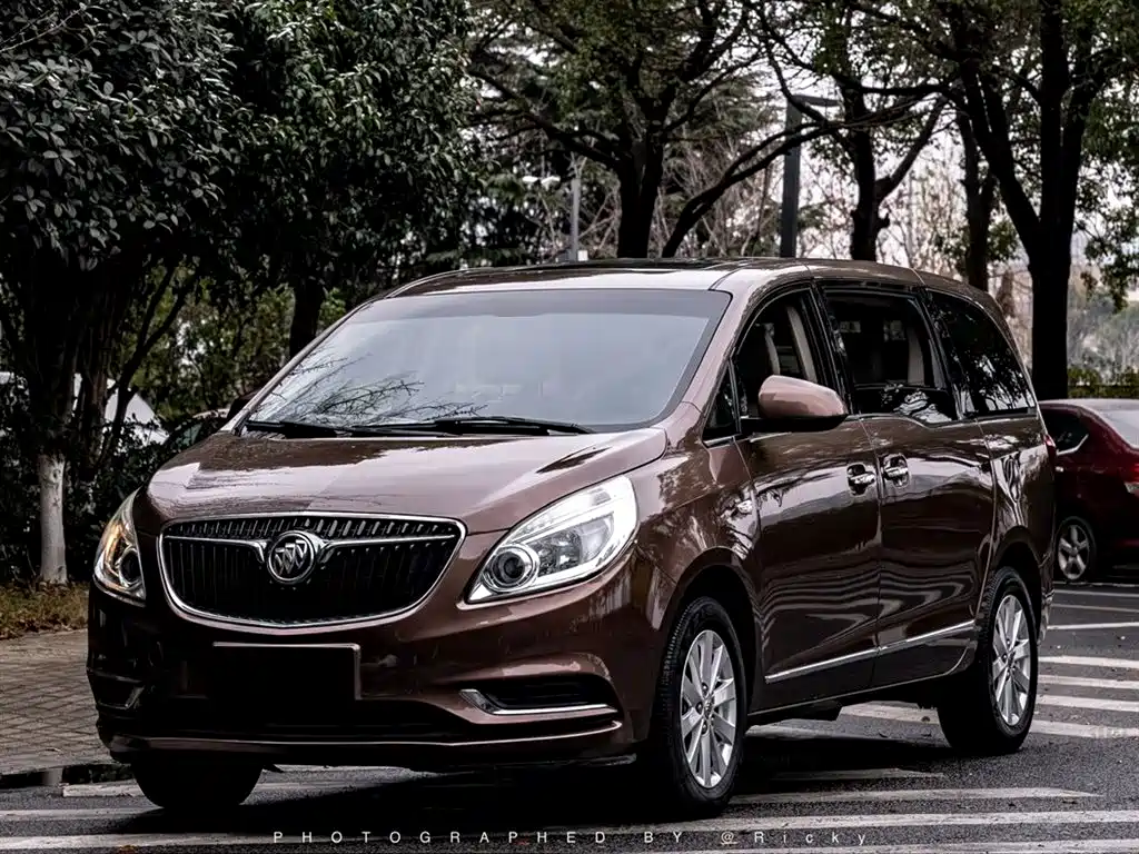 Buick GL8 2018 ES 28T Comfort Type China VI
