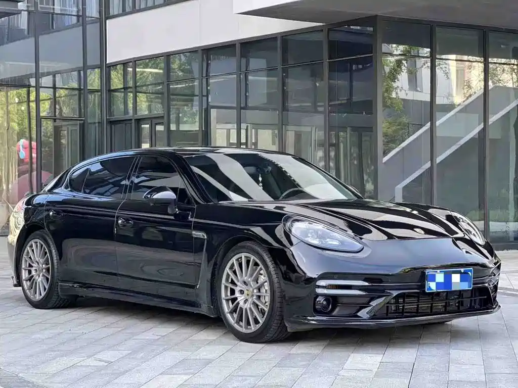 Porsche Panamera — миниатюра 3