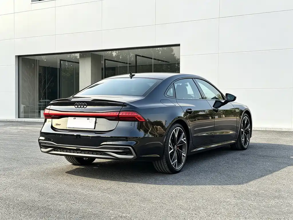 Audi A7L — миниатюра 15