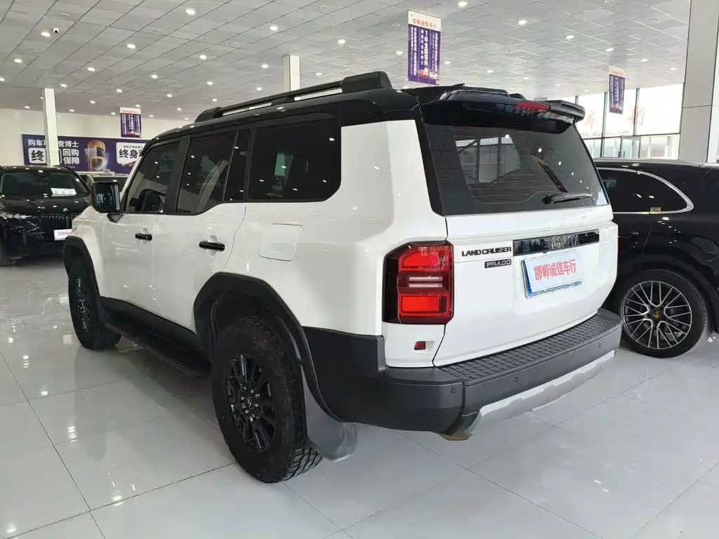 Toyota Prado — миниатюра 6