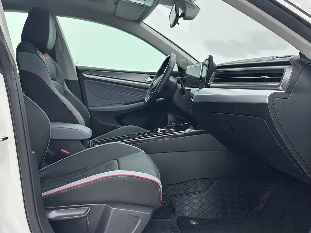 Volkswagen Lamando 2023 L 280TSI DSG