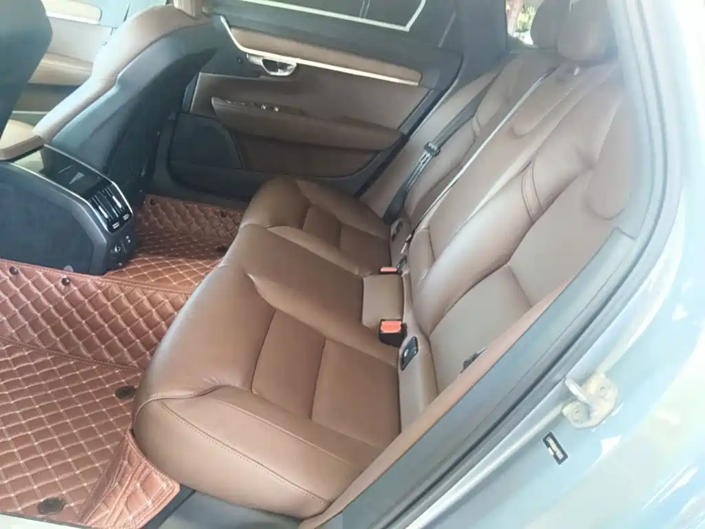 Volvo S90 — миниатюра 17