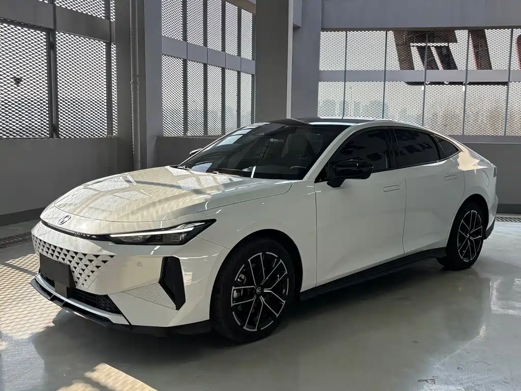 CHANGAN UNI V SMART IDD