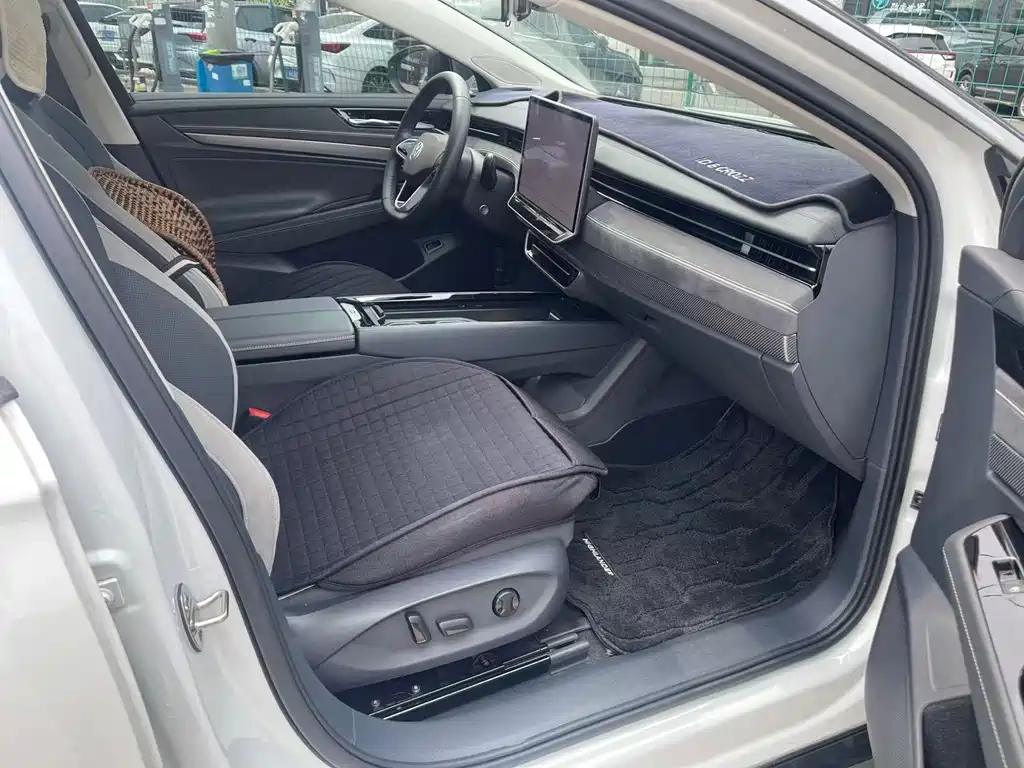 Volkswagen ID.7 VIZZION