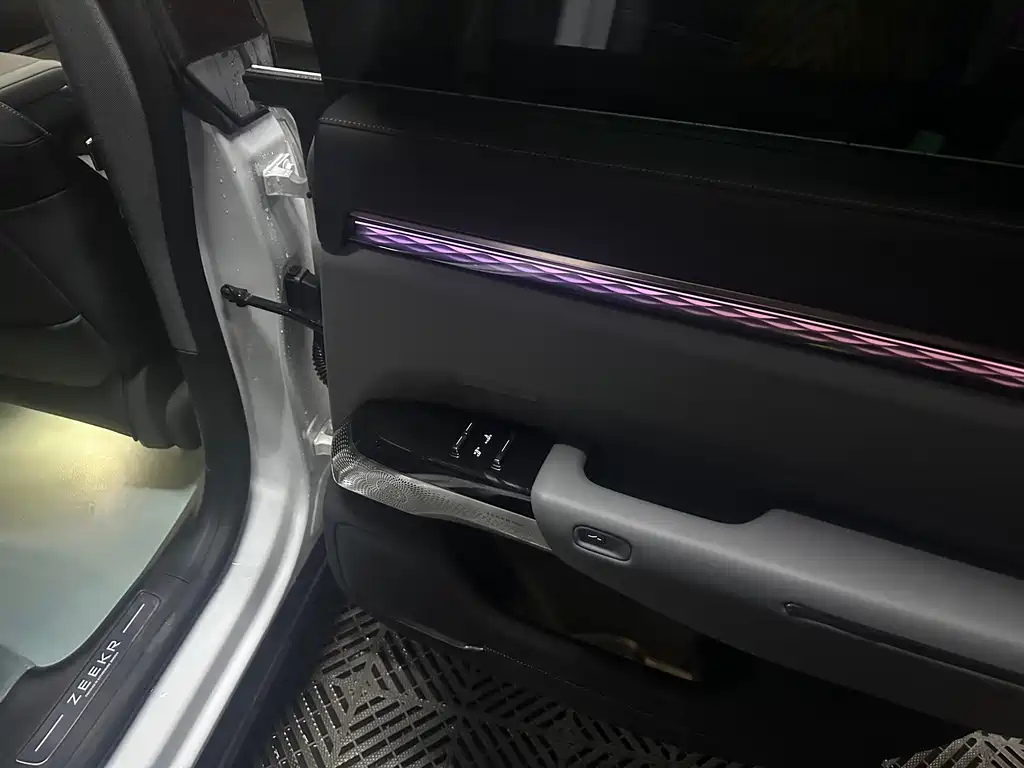 Zeekr 7X 2025 100kWh Smart Drive