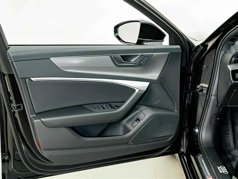Audi A6L — миниатюра 16
