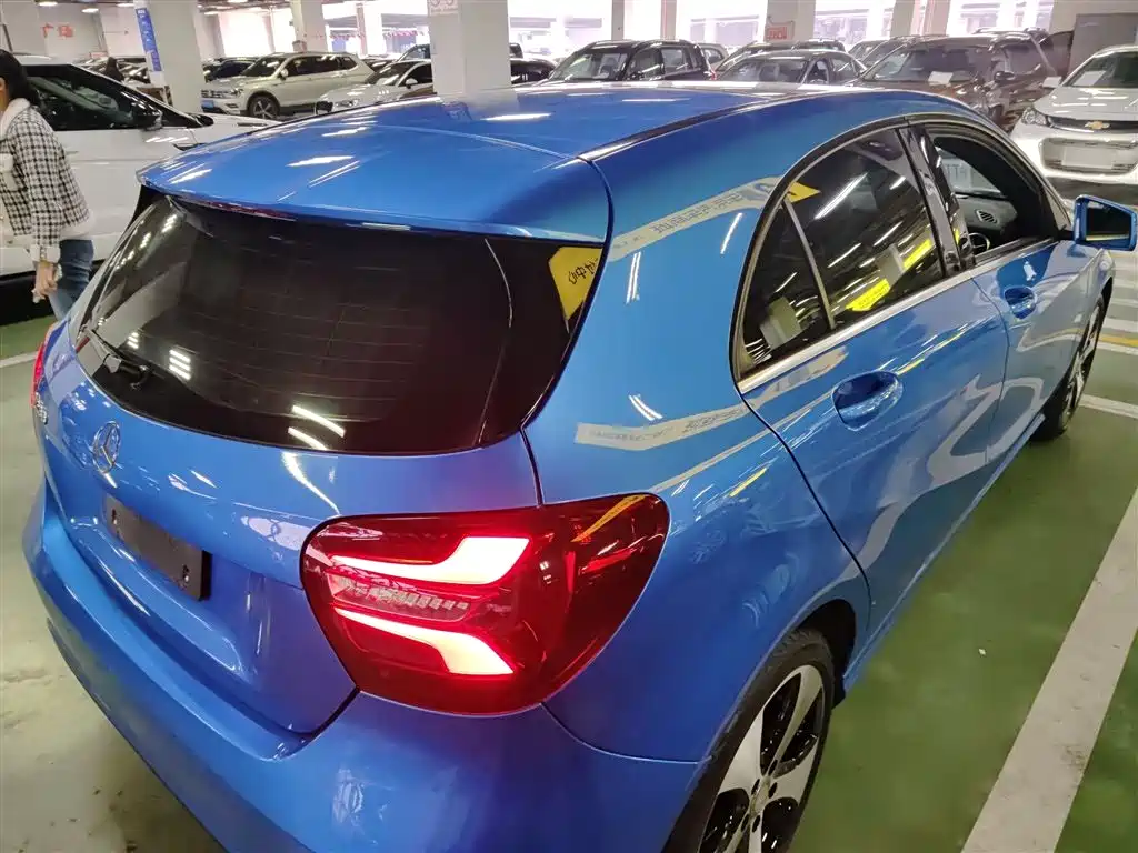 Mercedes-Benz A-Class A 2017 A 200 Fashion