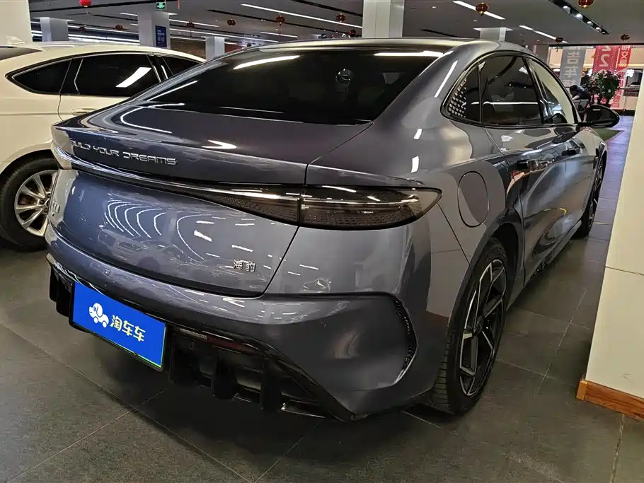 BYD Seal 2022 700km