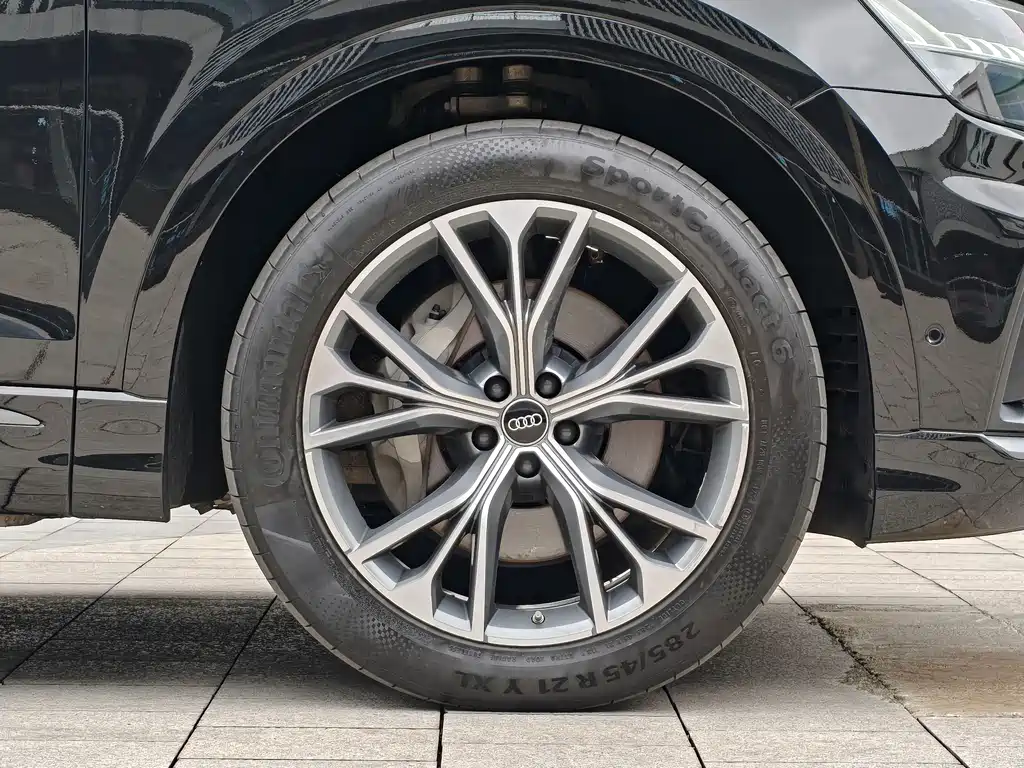 Audi Q8 2022 55 TFSI Luxury