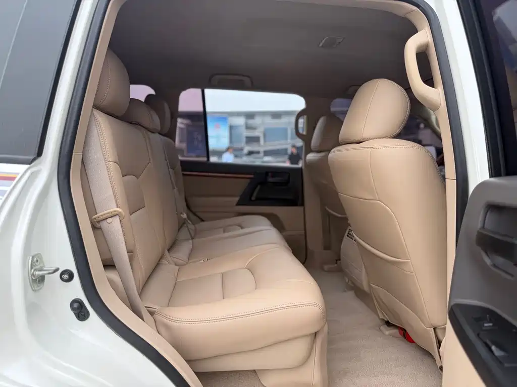 Toyota Land Cruiser 2015 4.0L V6
