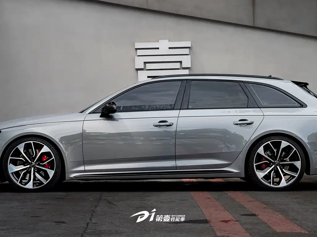 Audi RS 4 2021 RS4 Avant
