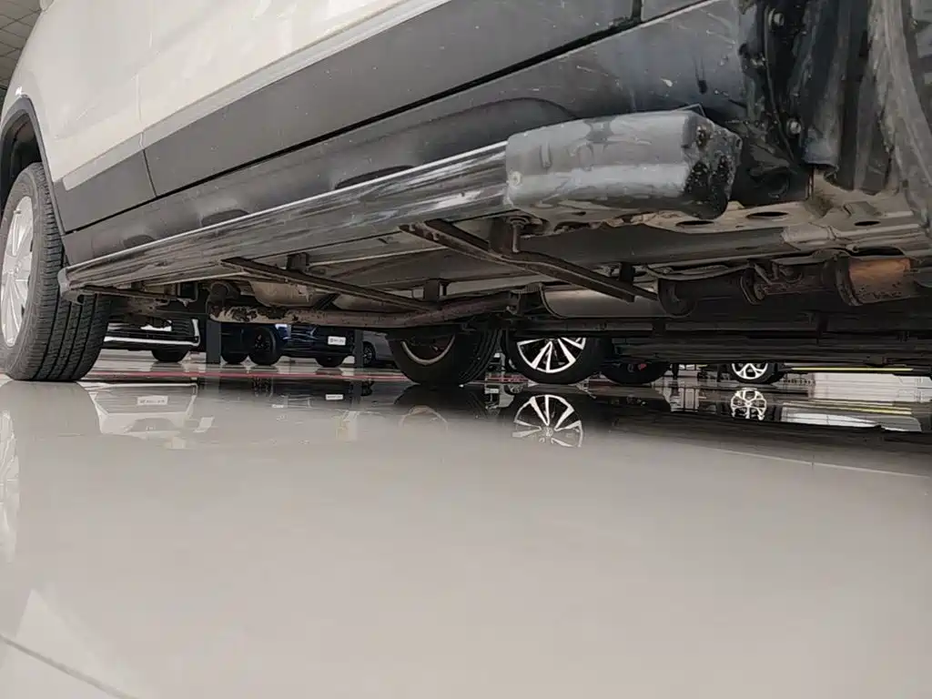 BAIC Senova X35 — миниатюра 21
