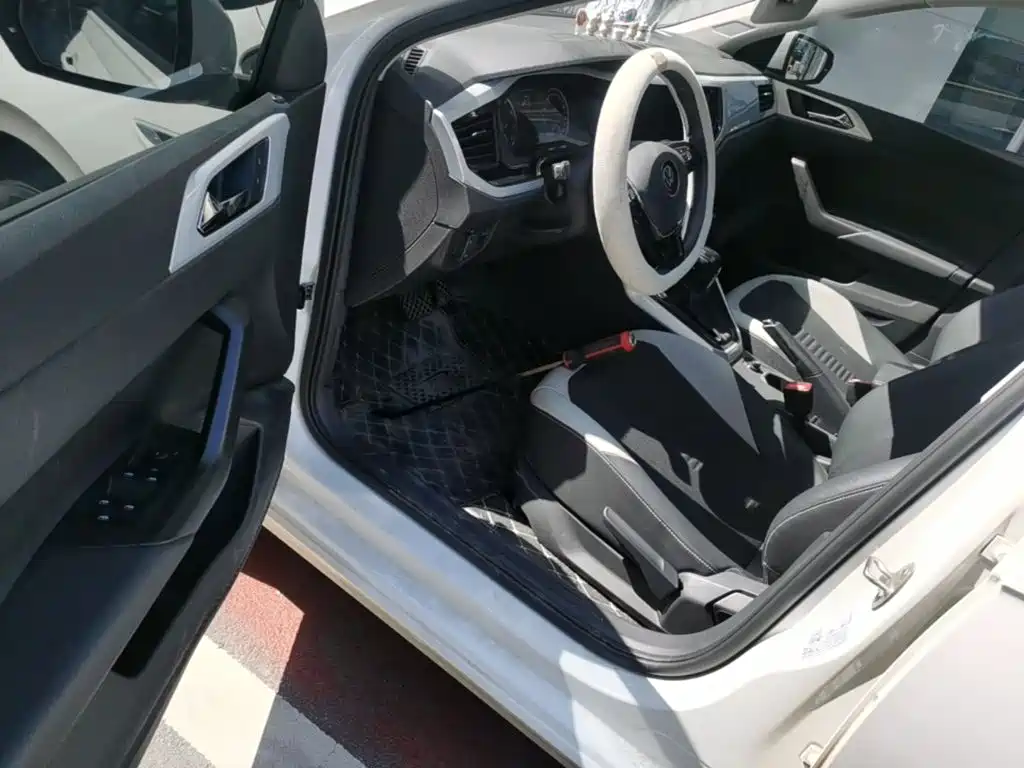 Volkswagen Polo — миниатюра 16