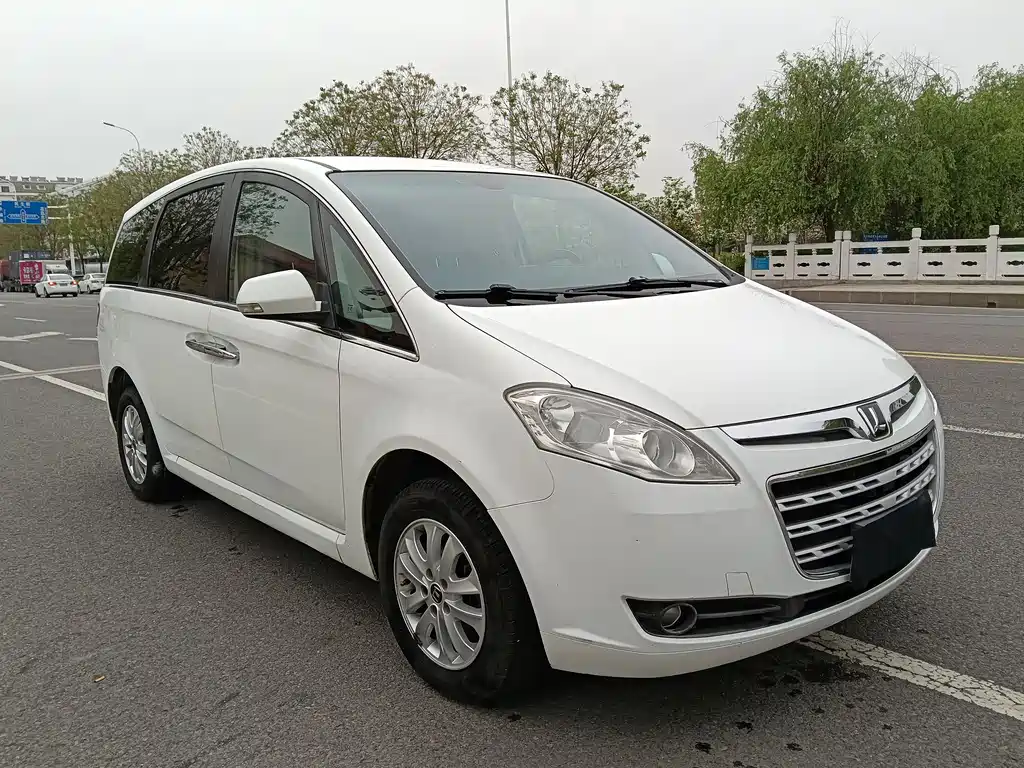 Luxgen Big 7 MPV — миниатюра 3
