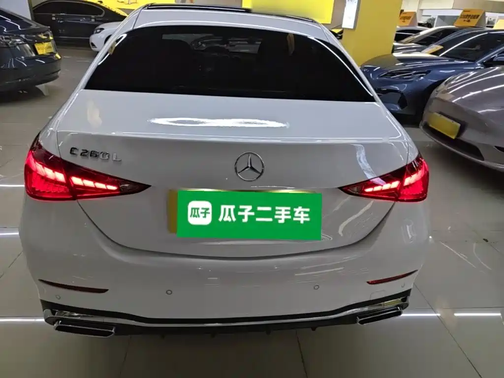 Mercedes-Benz C-Class — миниатюра 6