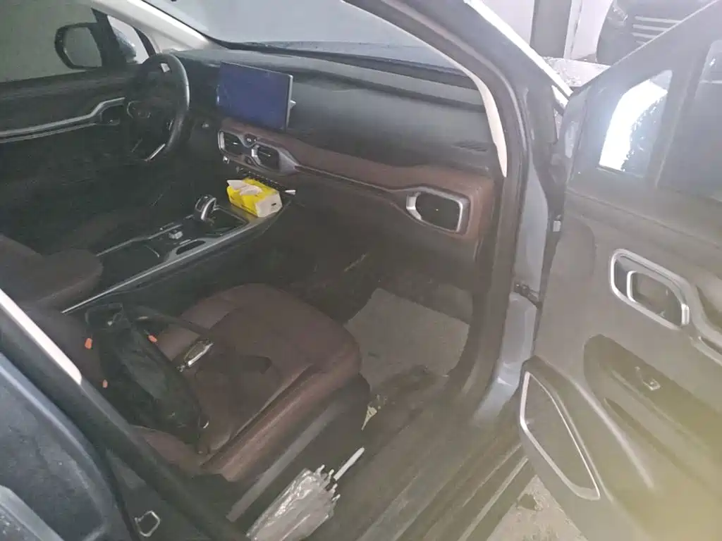 Geely Haoyue — миниатюра 9