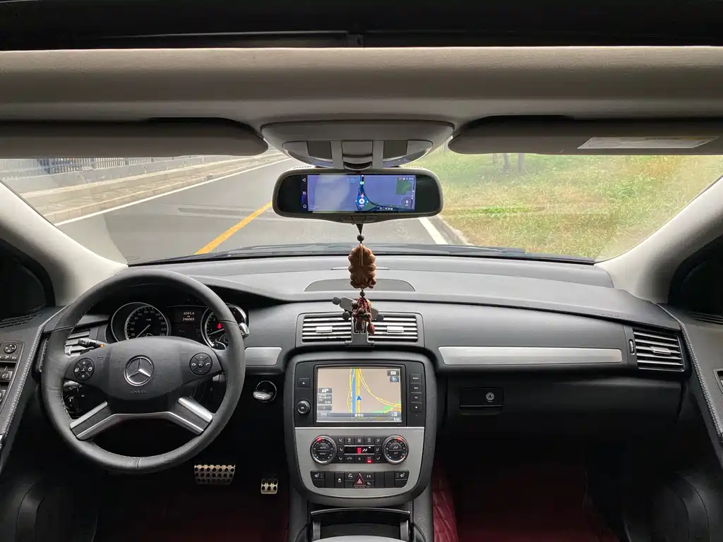 MERCEDES-BENZ R CLASS