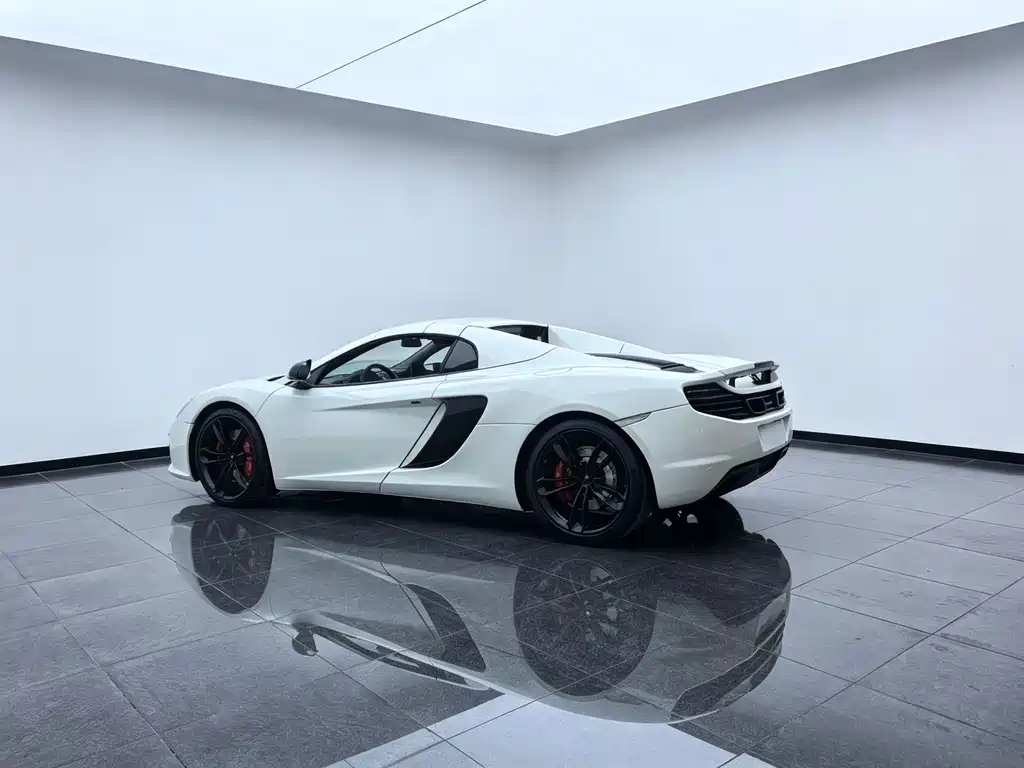 McLaren 12C 2013 3.8T SPIDER