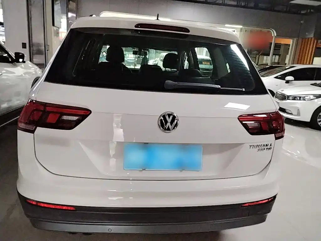 Volkswagen Tiguan L — миниатюра 6