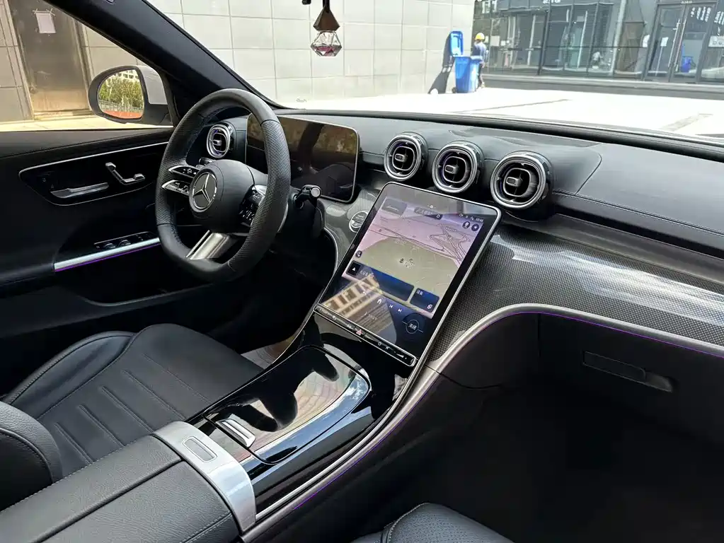 Mercedes-Benz C-Class — миниатюра 31