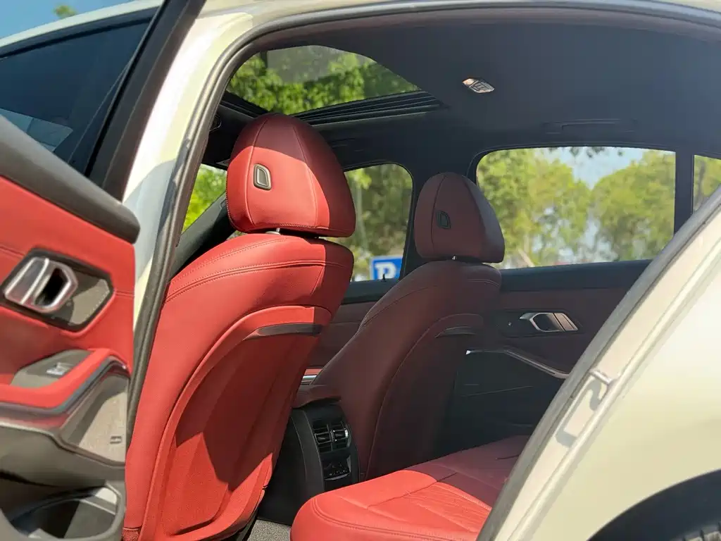 BMW 3 Series — миниатюра 8