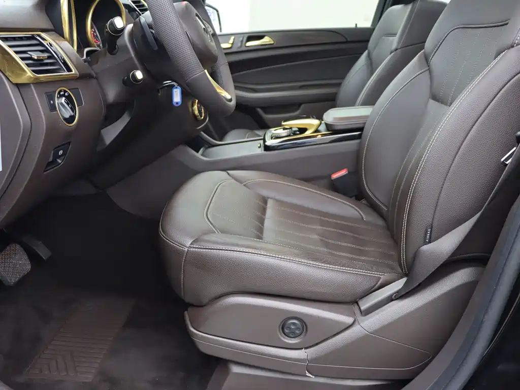 Mercedes-Benz GLE (Import) — миниатюра 5