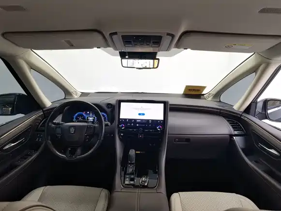 Toyota Vellfire 2023 2.5L HV