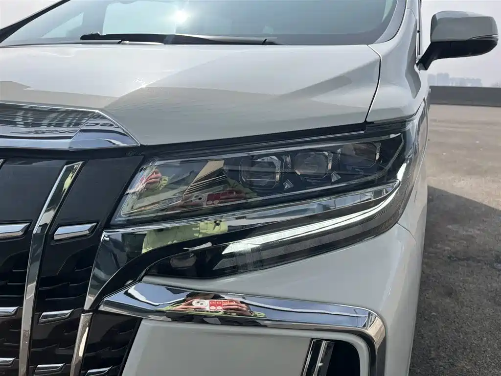 Toyota Alphard 2015 3.5L Luxury