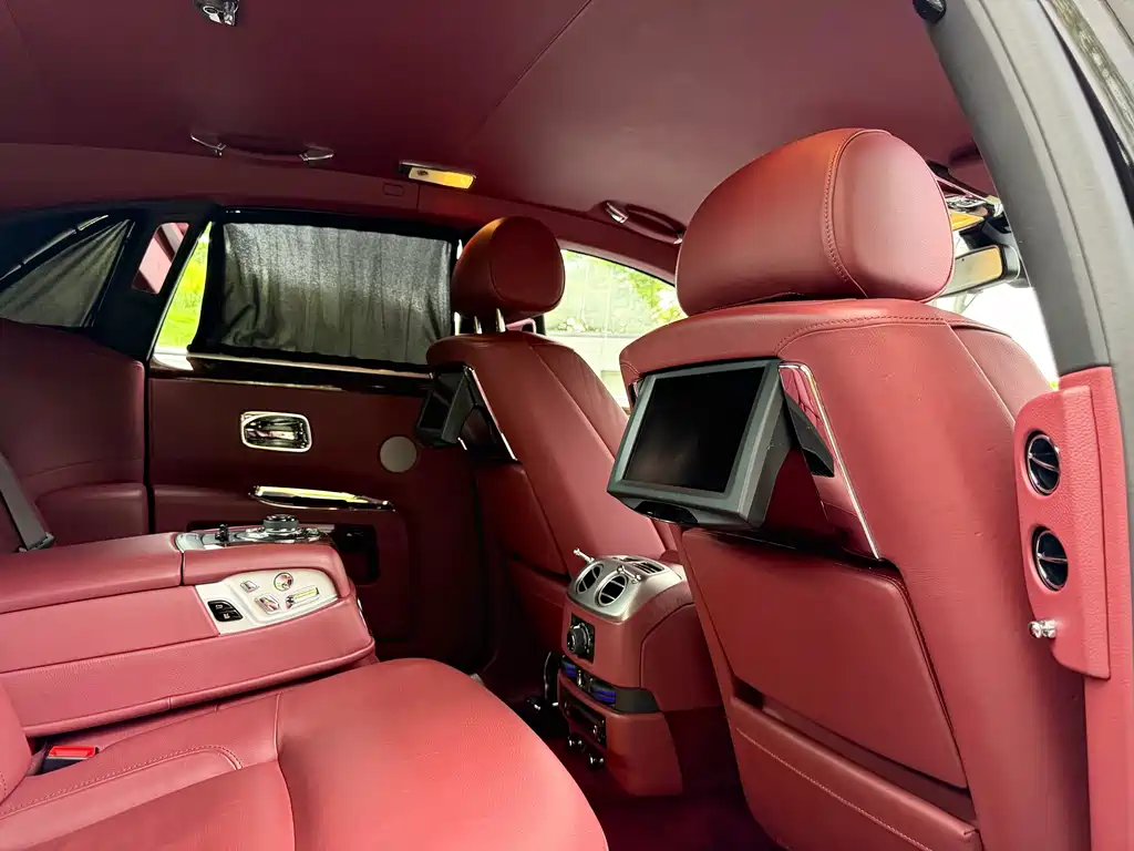 Rolls-Royce Ghost — миниатюра 21