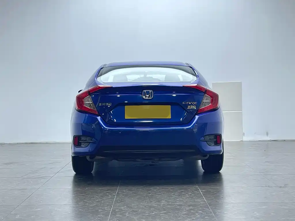 Honda Civic 2019 220TURBO CVT V