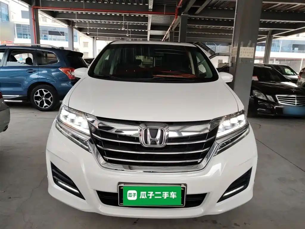 Honda Elysion 2016 2.4L Luxury