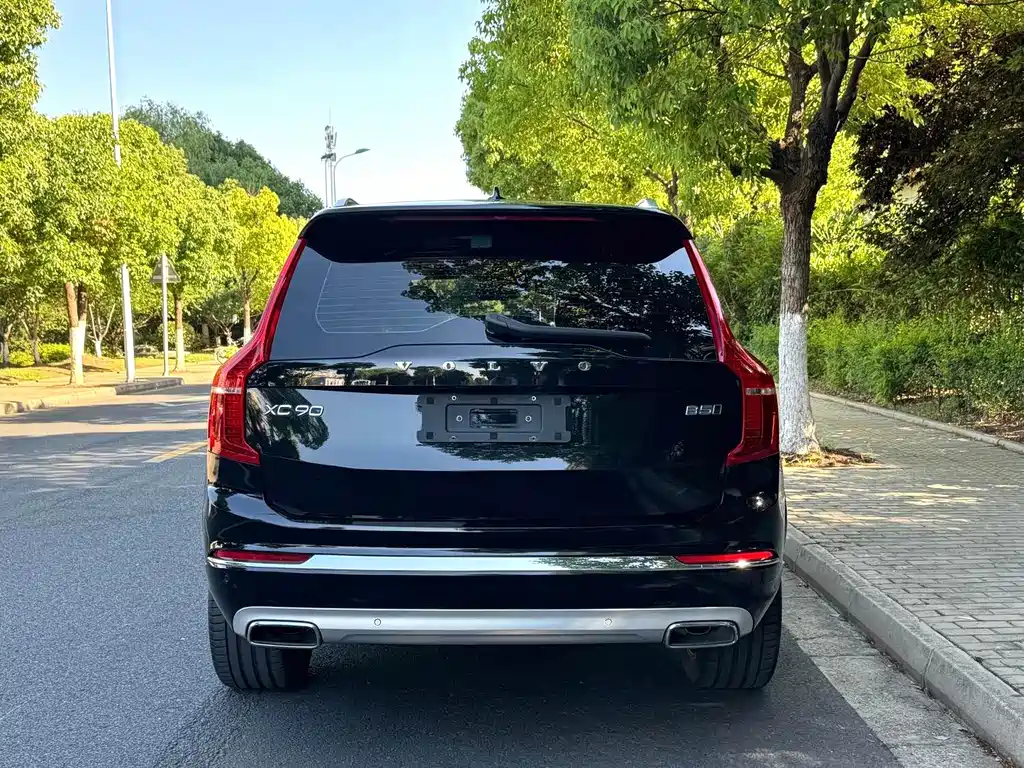 Volvo XC90 2021 B6 Luxury 7 мест