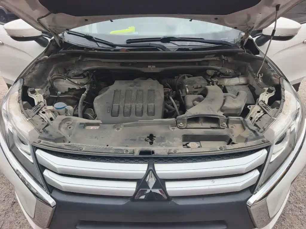 Mitsubishi Eclipse Cross — миниатюра 11