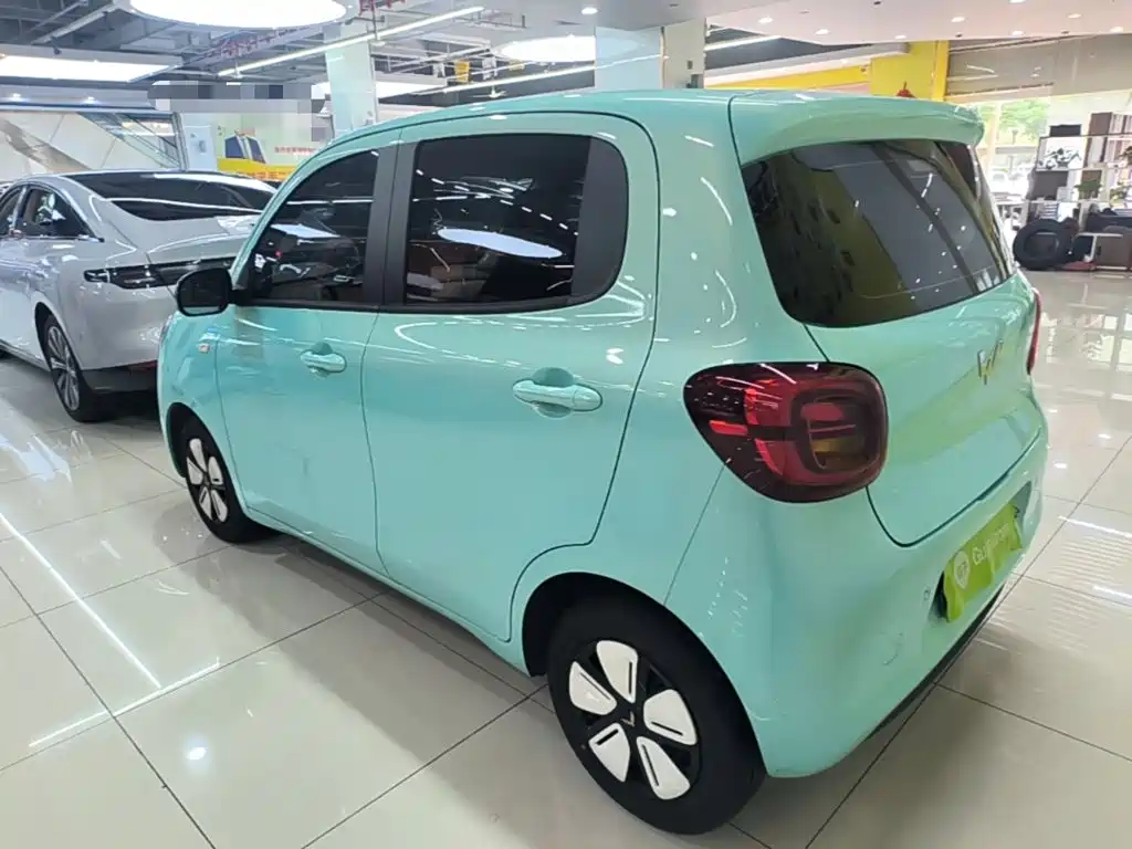 Wuling MINIEV — миниатюра 5