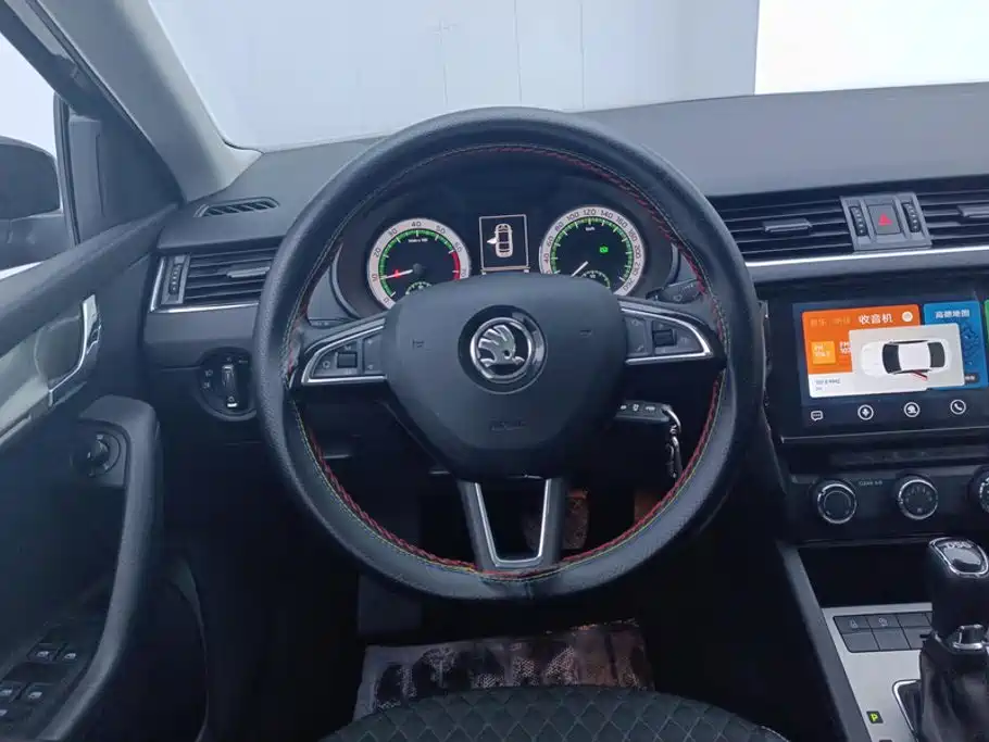Skoda Octavia — миниатюра 15