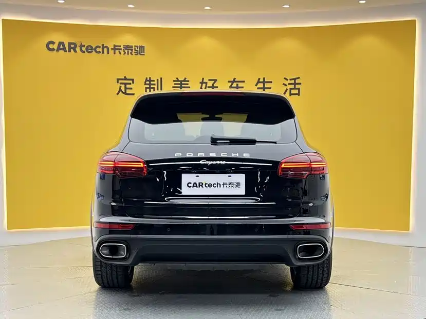 Porsche Cayenne — миниатюра 5