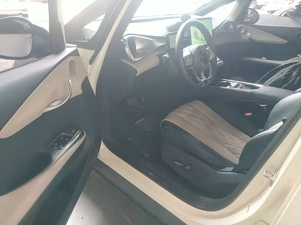 BYD Dolphin — миниатюра 16